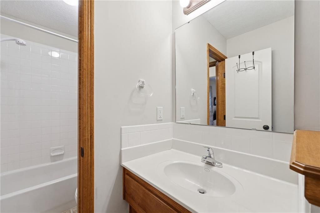 Photo 34 of 60 - 4022 SW Flintrock Drive