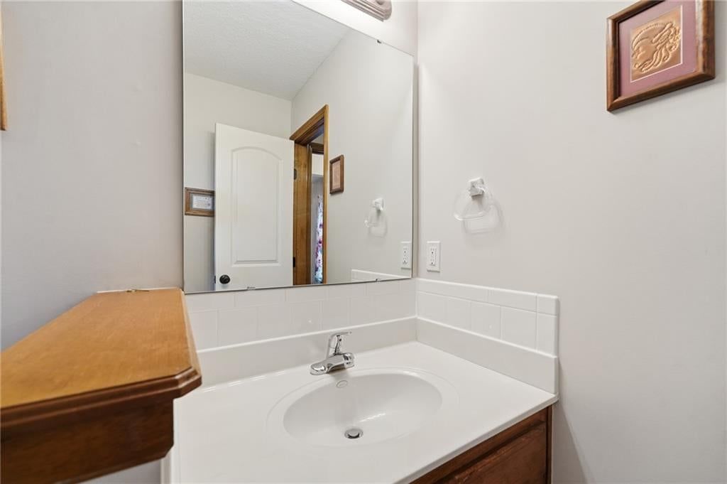 Photo 31 of 60 - 4022 SW Flintrock Drive