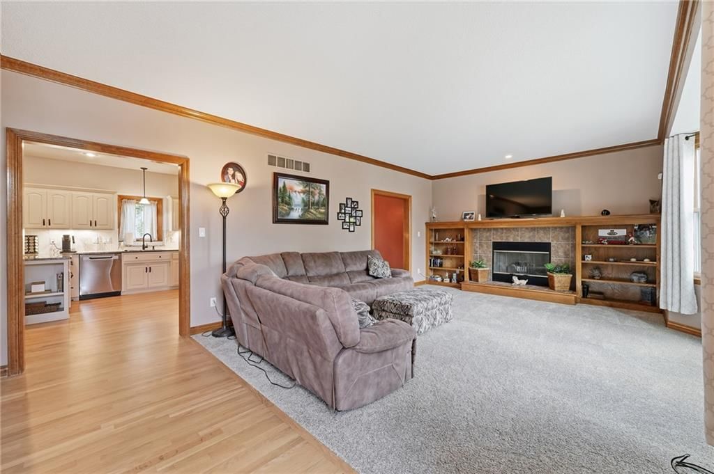 Photo 4 of 60 - 4022 SW Flintrock Drive