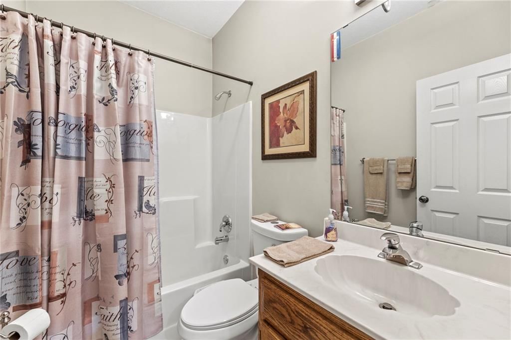 Photo 22 of 56 - 29483 Masters Court, Louisburg, KS 66053