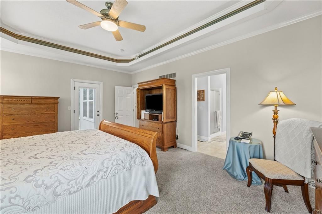 Photo 26 of 56 - 29483 Masters Court, Louisburg, KS 66053