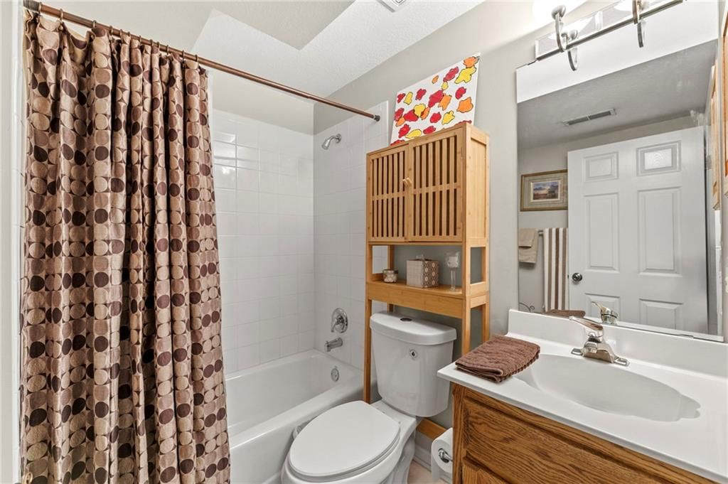 Photo 31 of 56 - 29483 Masters Court, Louisburg, KS 66053