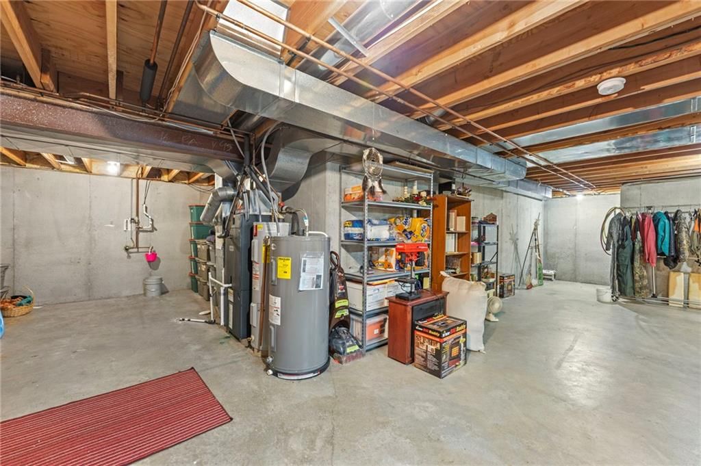 Photo 43 of 56 - 29483 Masters Court, Louisburg, KS 66053