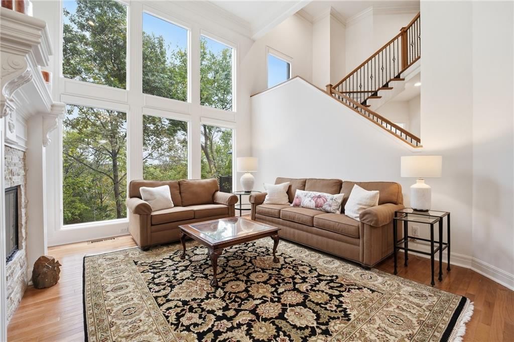 26263 W 111TH Terrace, Olathe, KS: listing photo 3