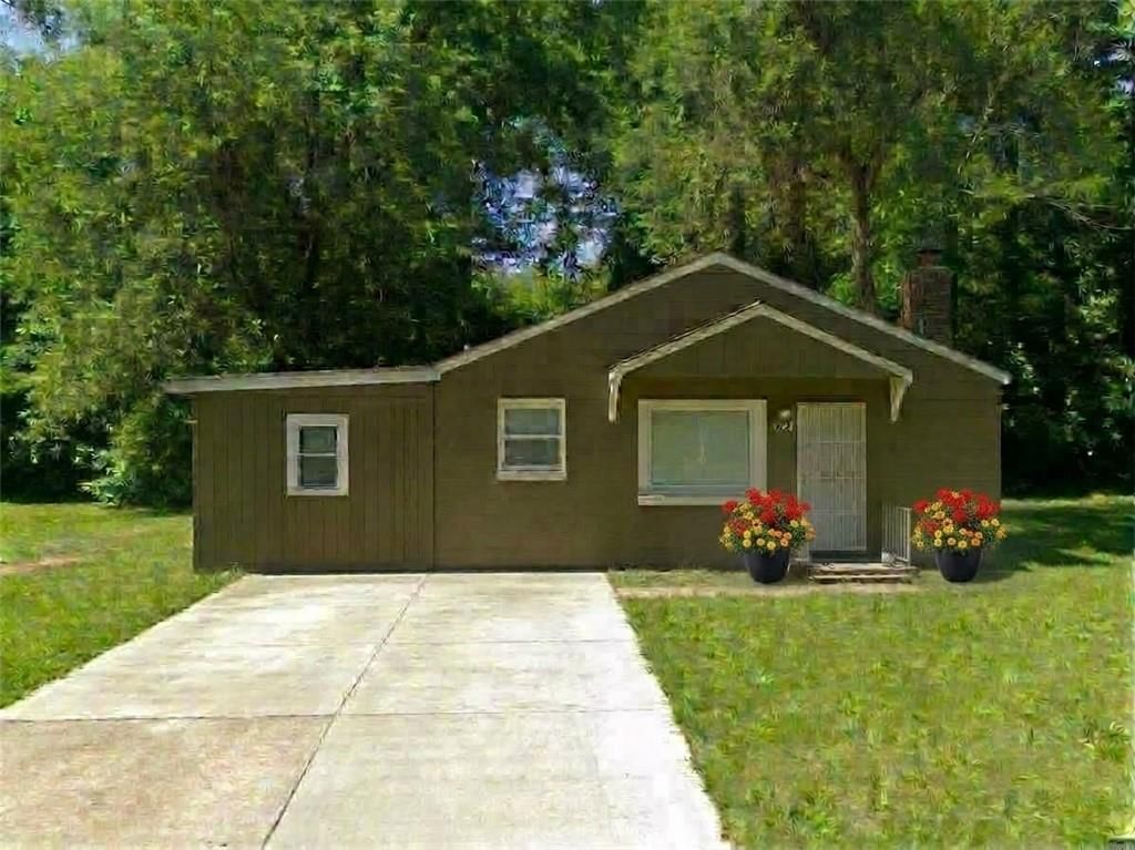 2107 E 77th Terrace, Kansas City, MO