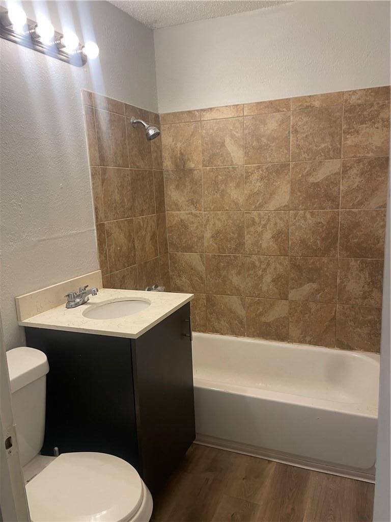 Photo 8 of 20 - 2107 E 77th Terrace, Kansas City, MO 64132