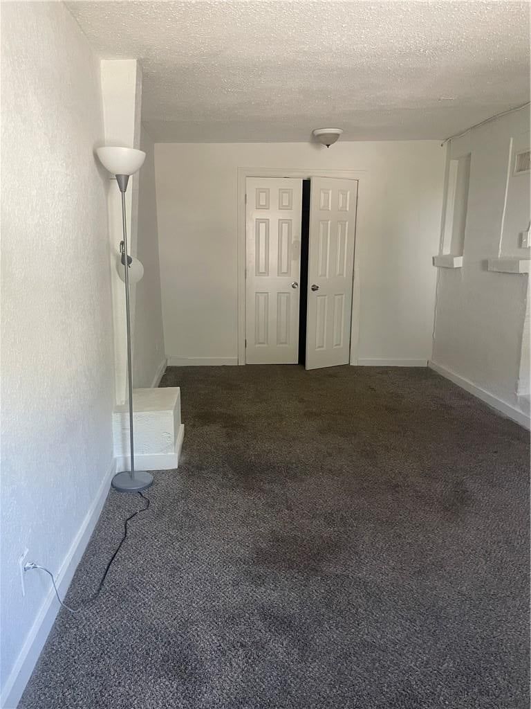 Photo 10 of 20 - 2107 E 77th Terrace, Kansas City, MO 64132