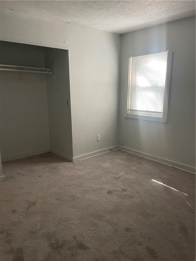 Photo 16 of 20 - 2107 E 77th Terrace, Kansas City, MO 64132