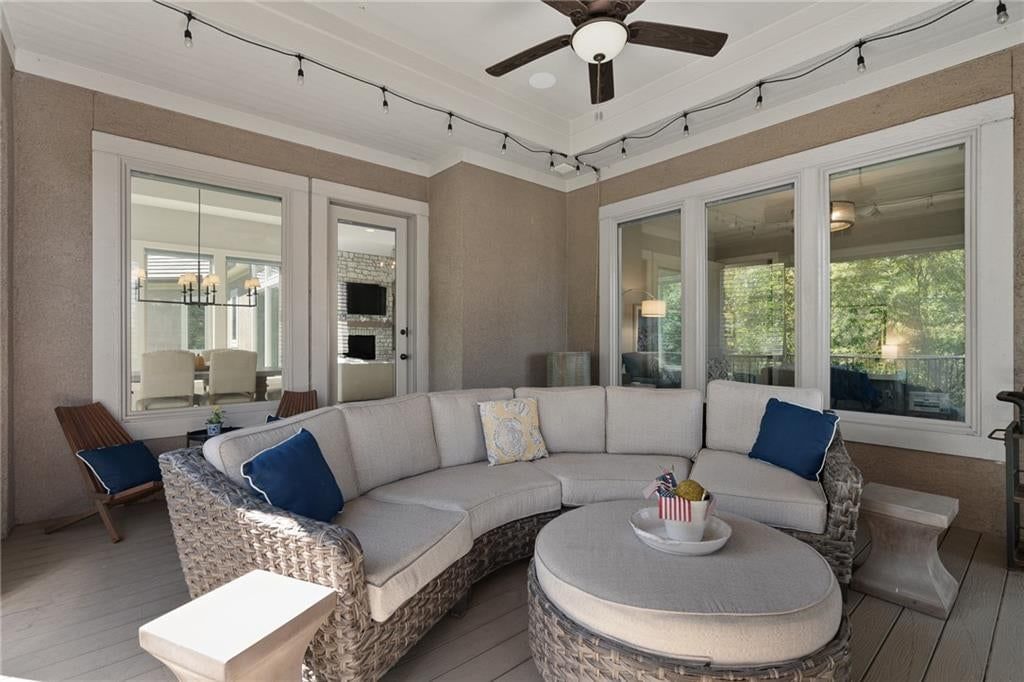 Photo 19 of 53 - 2181 W 89th Place, Leawood, KS 66206