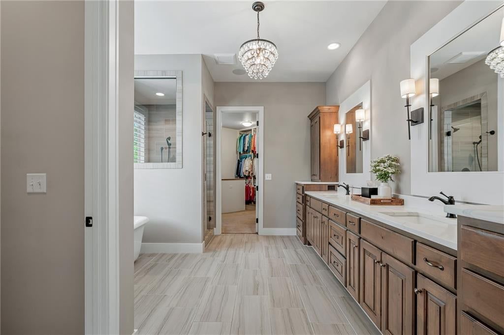 Photo 25: walk-in shower, 2181 W 89th Place, Leawood, KS 66206