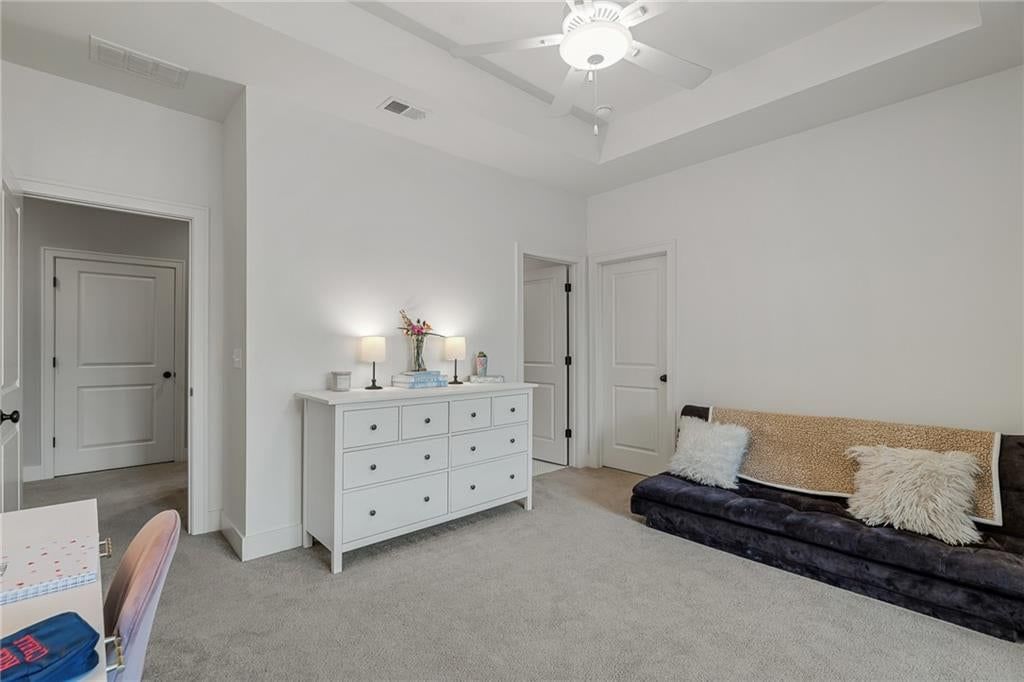 Photo 32 of 53 - 2181 W 89th Place, Leawood, KS 66206