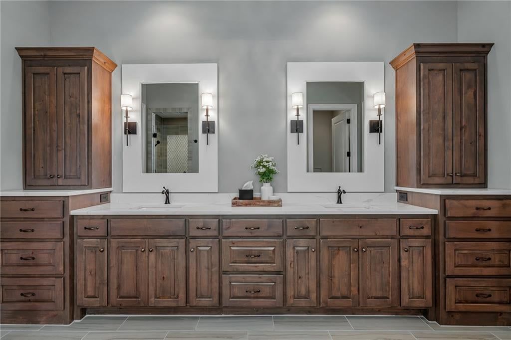 Photo 28 of 53 - 2181 W 89th Place, Leawood, KS 66206