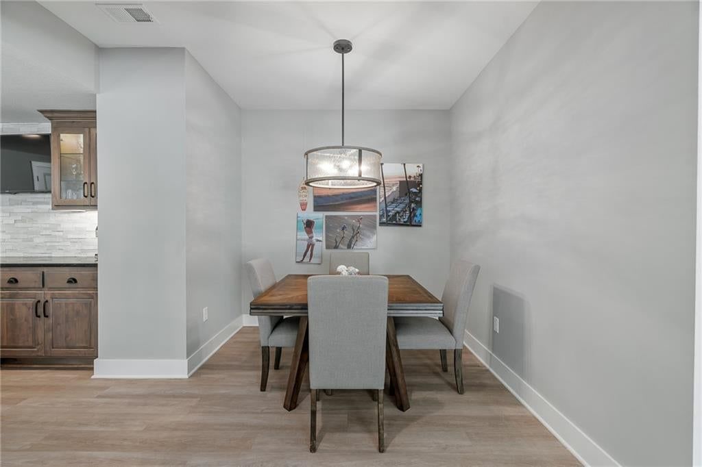 Photo 41 of 53 - 2181 W 89th Place, Leawood, KS 66206