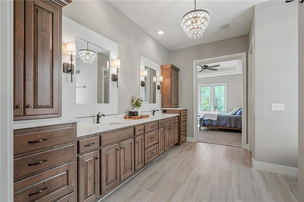 Photo 26 of 53 - 2181 W 89th Place, Leawood, KS 66206