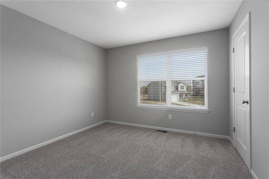 Photo 19 of 26 - 523 Lemon Mint Drive, Raymore, MO 64083