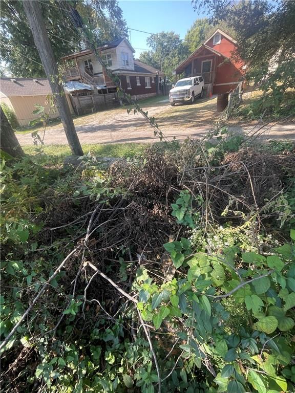 Photo 18 of 18 - 1647 Bristol Avenue