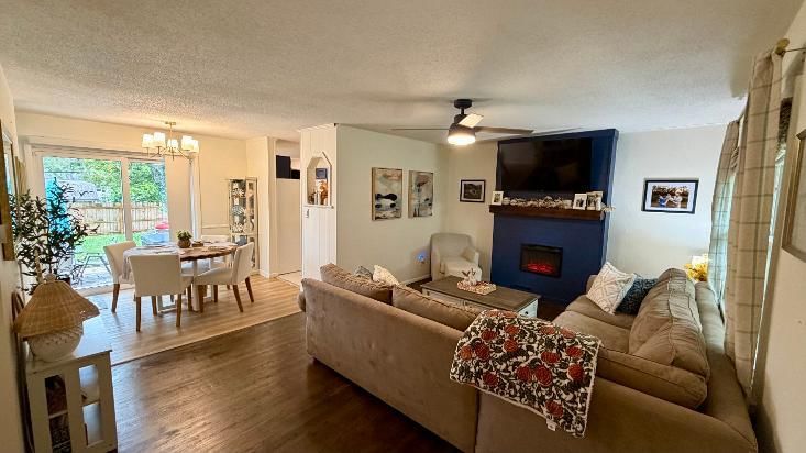 9410 Palmer Avenue, Kansas City, MO: listing photo 2