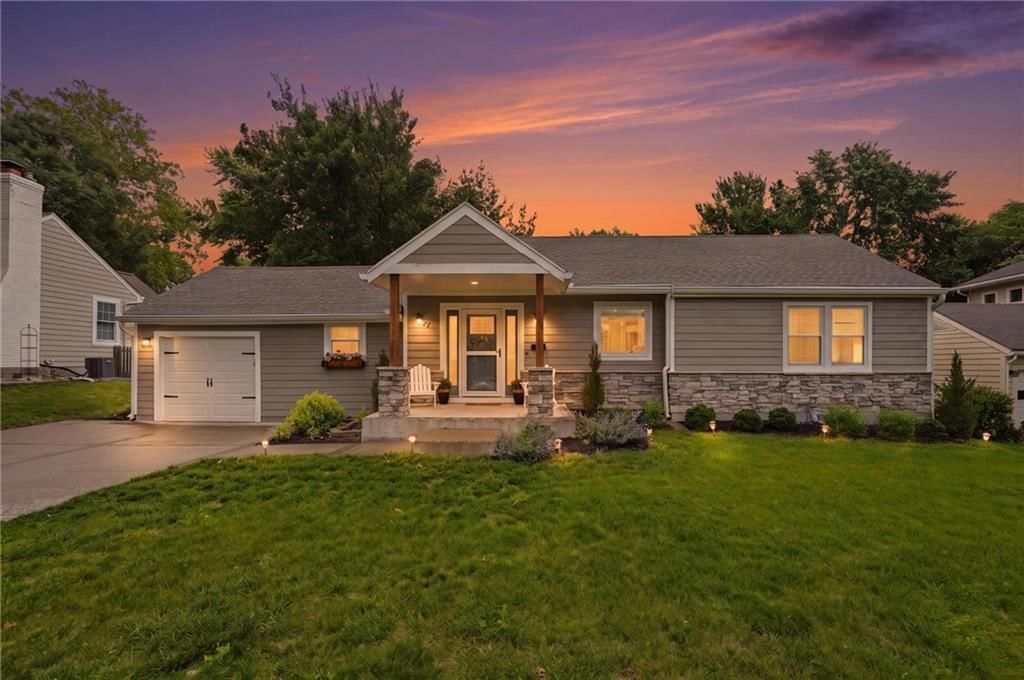 5927 Mission Road, Fairway, KS: listing photo 2