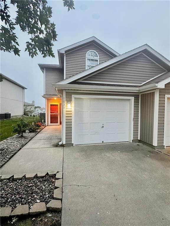 1631 Highland Drive, Lee's Summit, MO