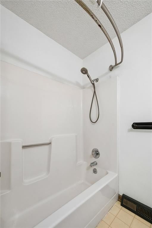 Photo 20 of 30 - 6906 N CHAS Drive, Pleasant Valley, MO 64068