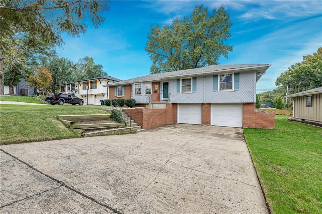 10718 McGee Street, Kansas City, MO: listing photo 3