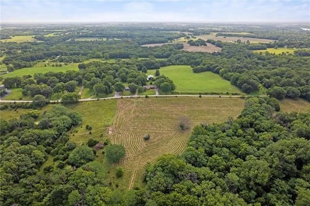 Photo 5 of 13 - Lot 3 258th Street