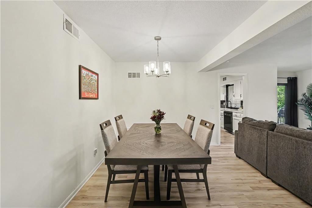 12744 W 110 Terrace, Overland Park, KS: listing photo 3