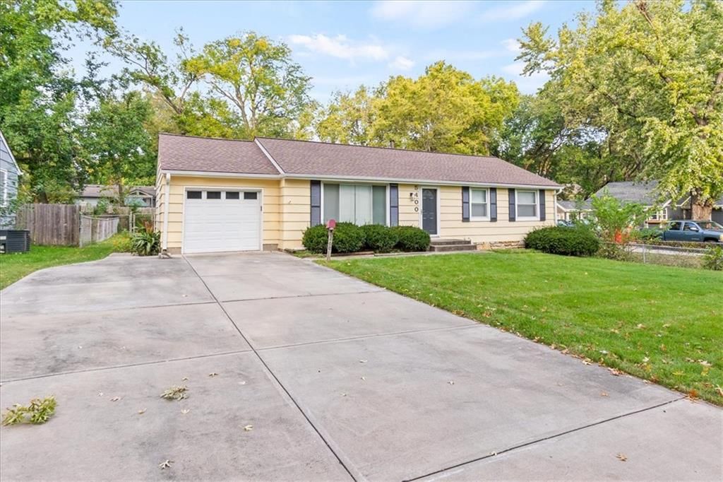 5400 Outlook Street, Mission, KS: listing photo 2