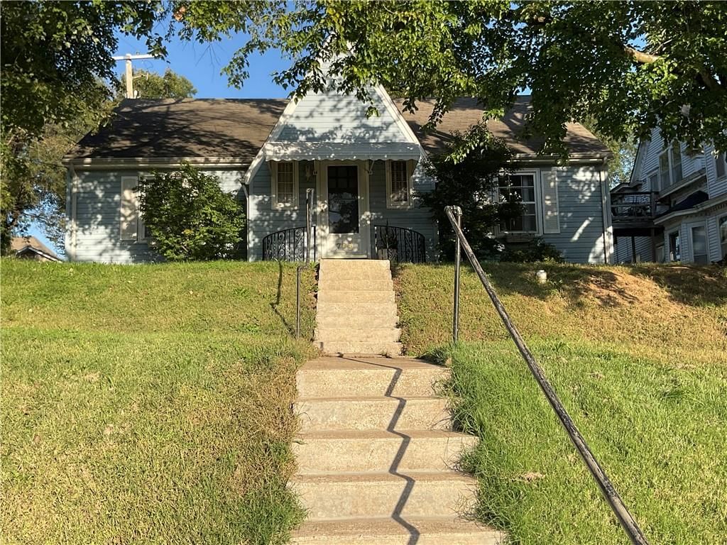 709 2nd Street, Platte City, MO