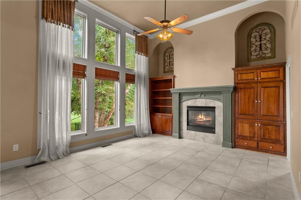 Fireplace at 205 SW LEWIS Court, Lee's Summit, MO 64081
