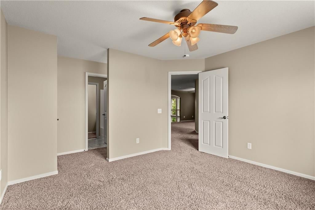 Photo 47 of 57 - 205 SW LEWIS Court, Lee's Summit, MO 64081