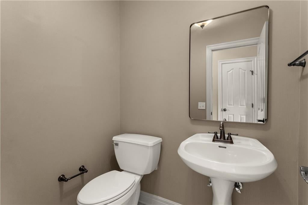 Photo 43 of 57 - 205 SW LEWIS Court, Lee's Summit, MO 64081