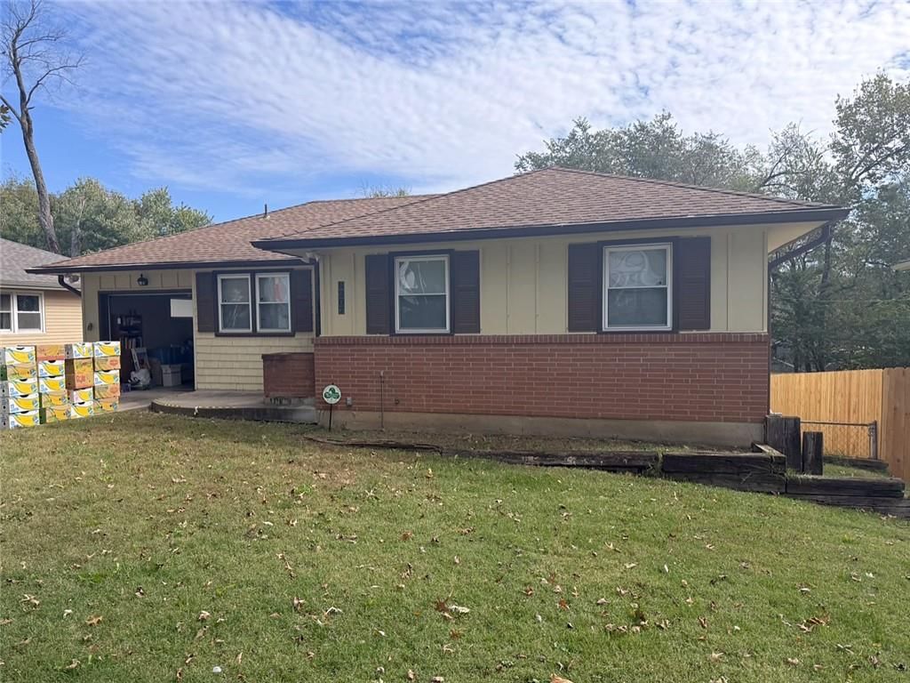 8207 Kenwood Avenue, Kansas City, MO
