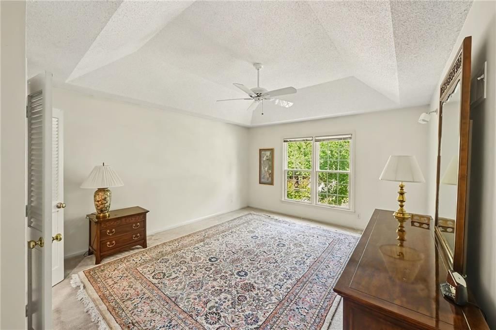 Tray ceiling and double vanity at 2305 W 120th Terrace, Leawood, KS 66209