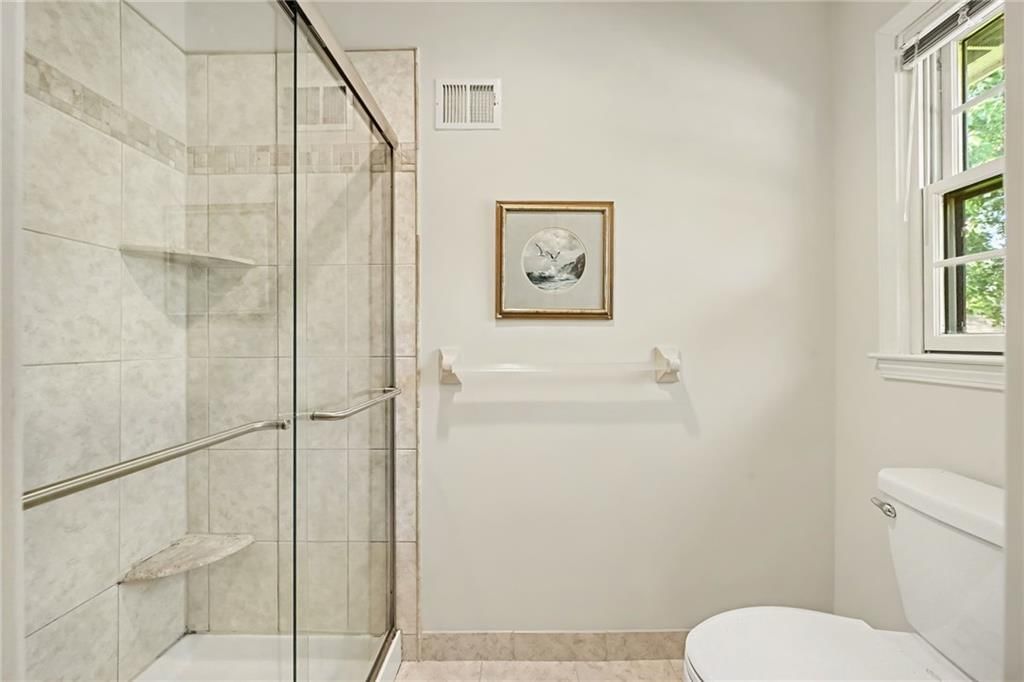 Tiled shower at 2305 W 120th Terrace, Leawood, KS 66209