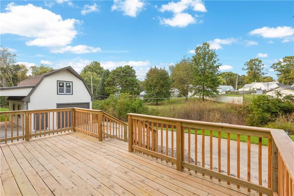2712 S Sante Fe Road, Independence, MO: listing photo 3