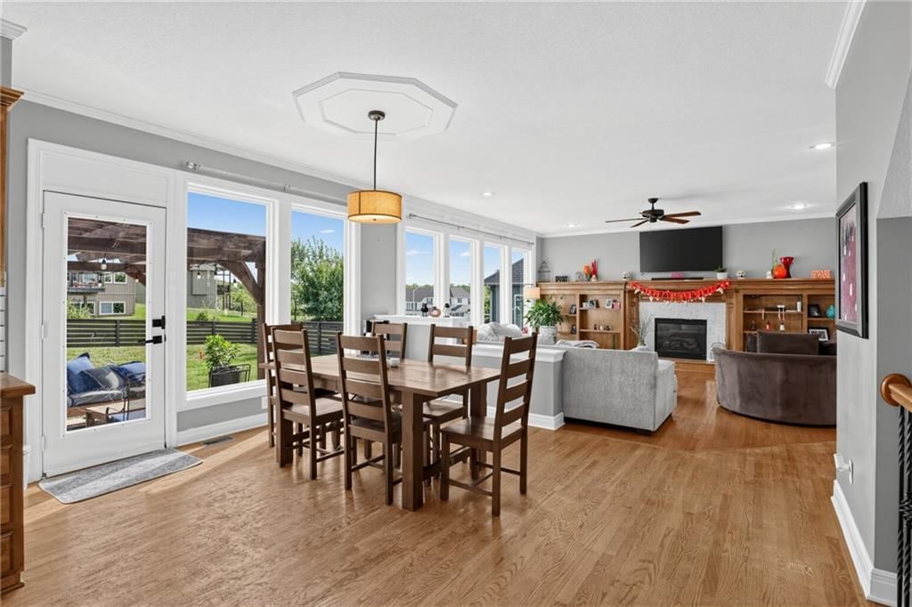 Breakfast nook at 5023 Haskins Street, Shawnee, KS 66216