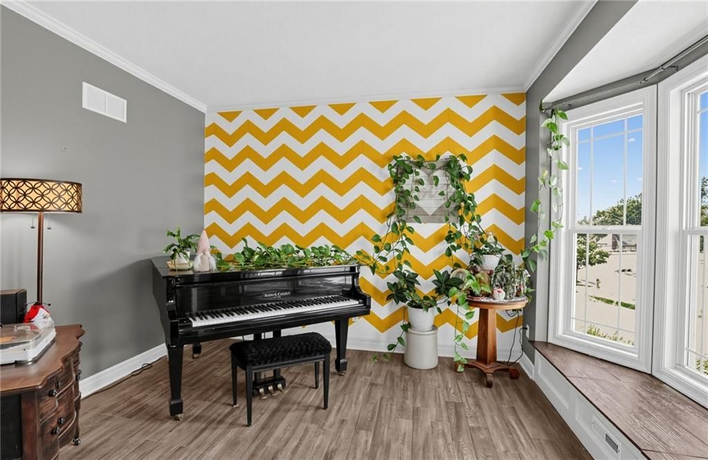 Accent wall at 5023 Haskins Street, Shawnee, KS 66216
