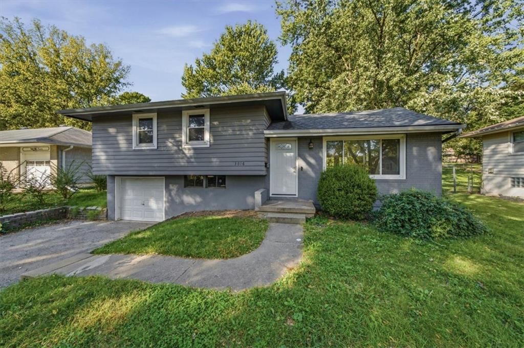 3016 S Norwood Avenue, Independence, MO: listing photo 3