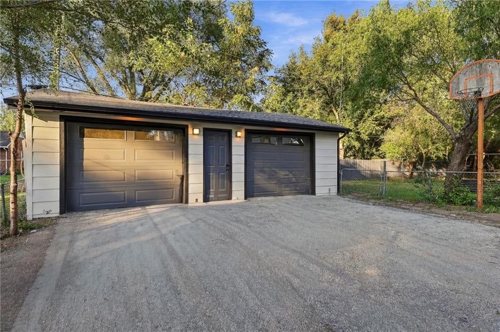 Photo 58 of 76 - 9358 E 64th Terrace, Raytown, MO 64133