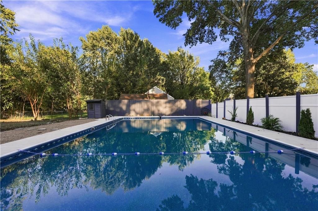 Photo 63 of 76 - 9358 E 64th Terrace, Raytown, MO 64133