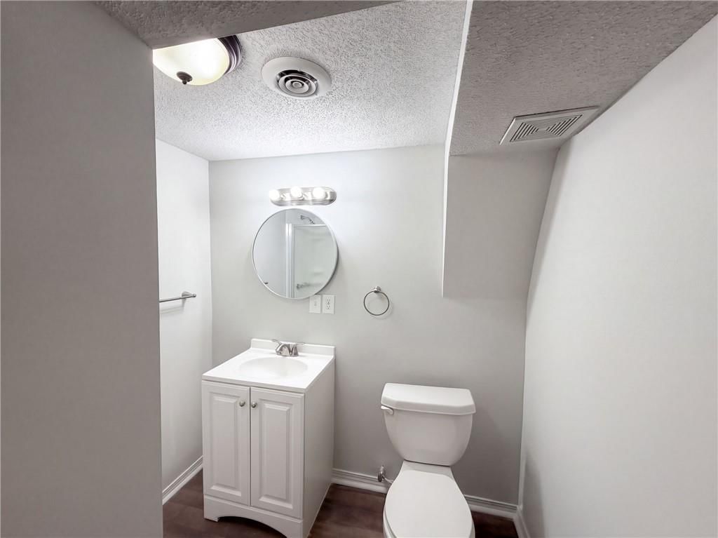 Photo 12 of 20 - 11214 E 48th Street, Kansas City, MO 64133