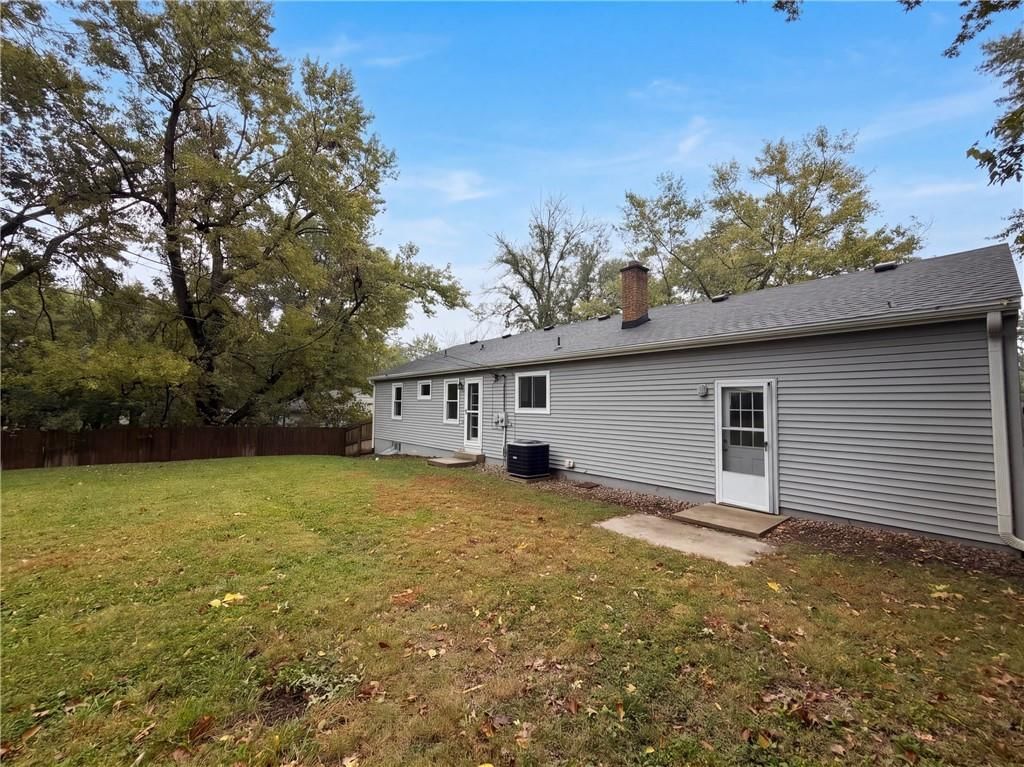 Photo 16 of 20 - 11214 E 48th Street, Kansas City, MO 64133