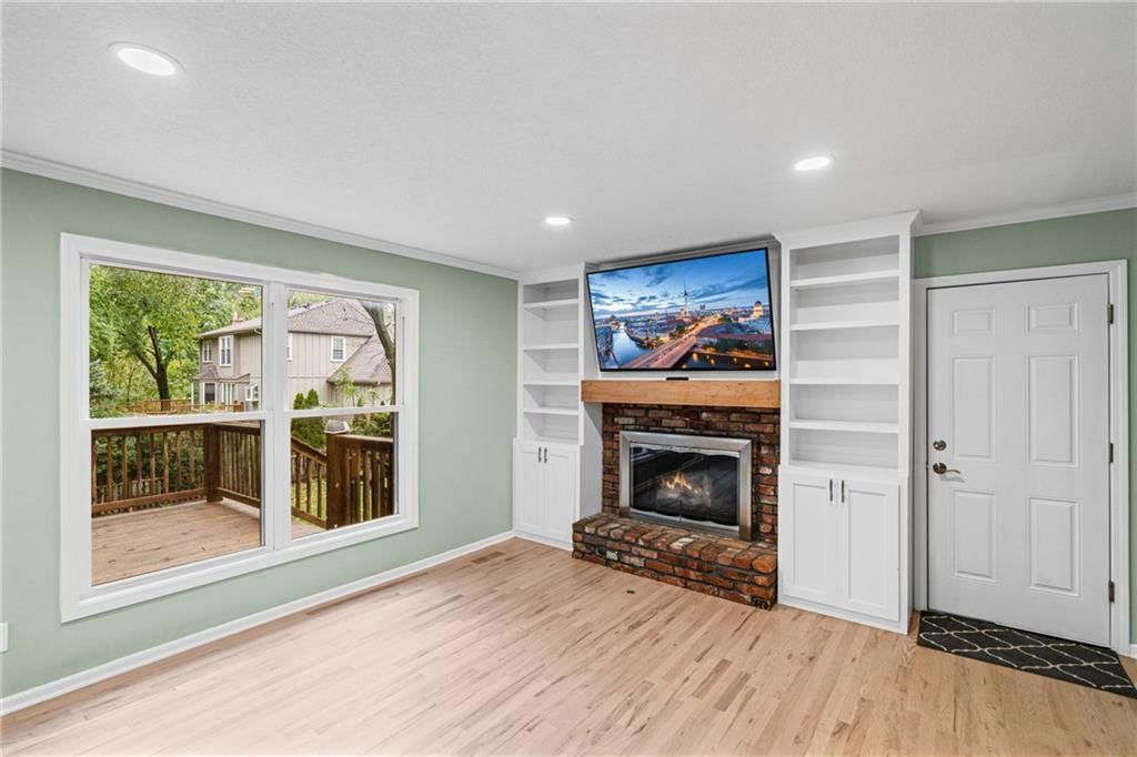 Fireplace at 10324 Rosehill Road, Overland Park, KS 66215