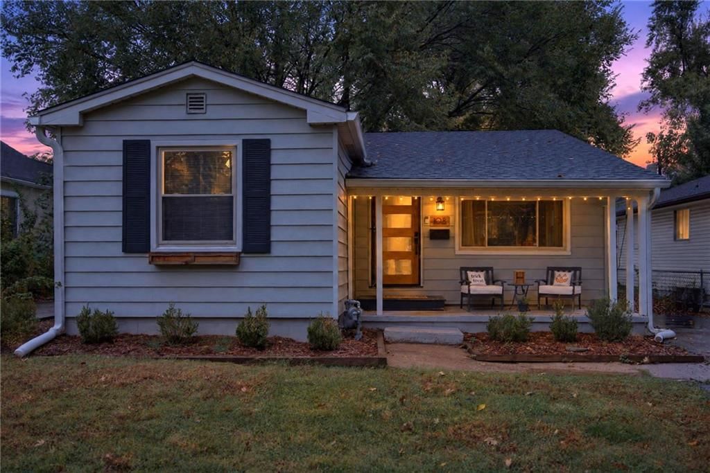 108 E 79th Terrace, Kansas City, MO: listing photo 3