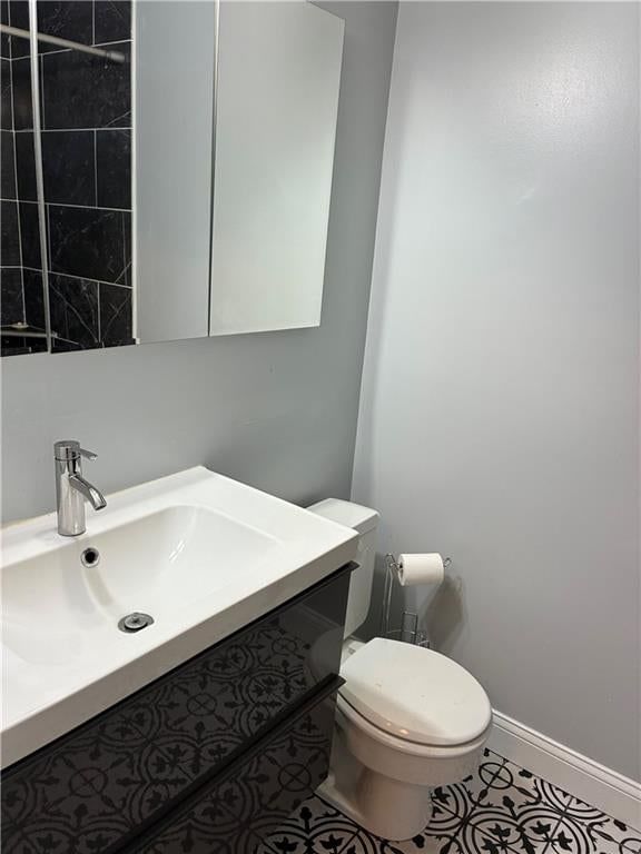 Photo 20 of 24 - 5407 W 103 Terrace, Overland Park, KS 66207