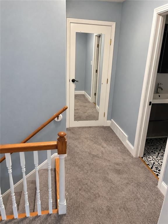 Photo 12 of 24 - 5407 W 103 Terrace, Overland Park, KS 66207