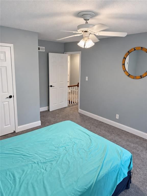 Photo 19 of 24 - 5407 W 103 Terrace, Overland Park, KS 66207