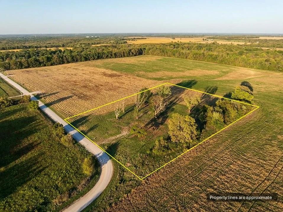 Photo 32 of 32 - 29623 S Van Meter Road