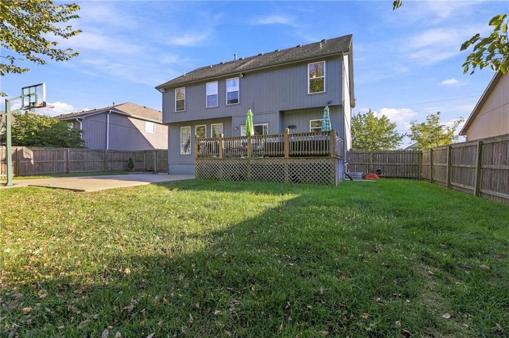 Photo 40 of 40 - 372 W Madison Street, Gardner, KS 66030